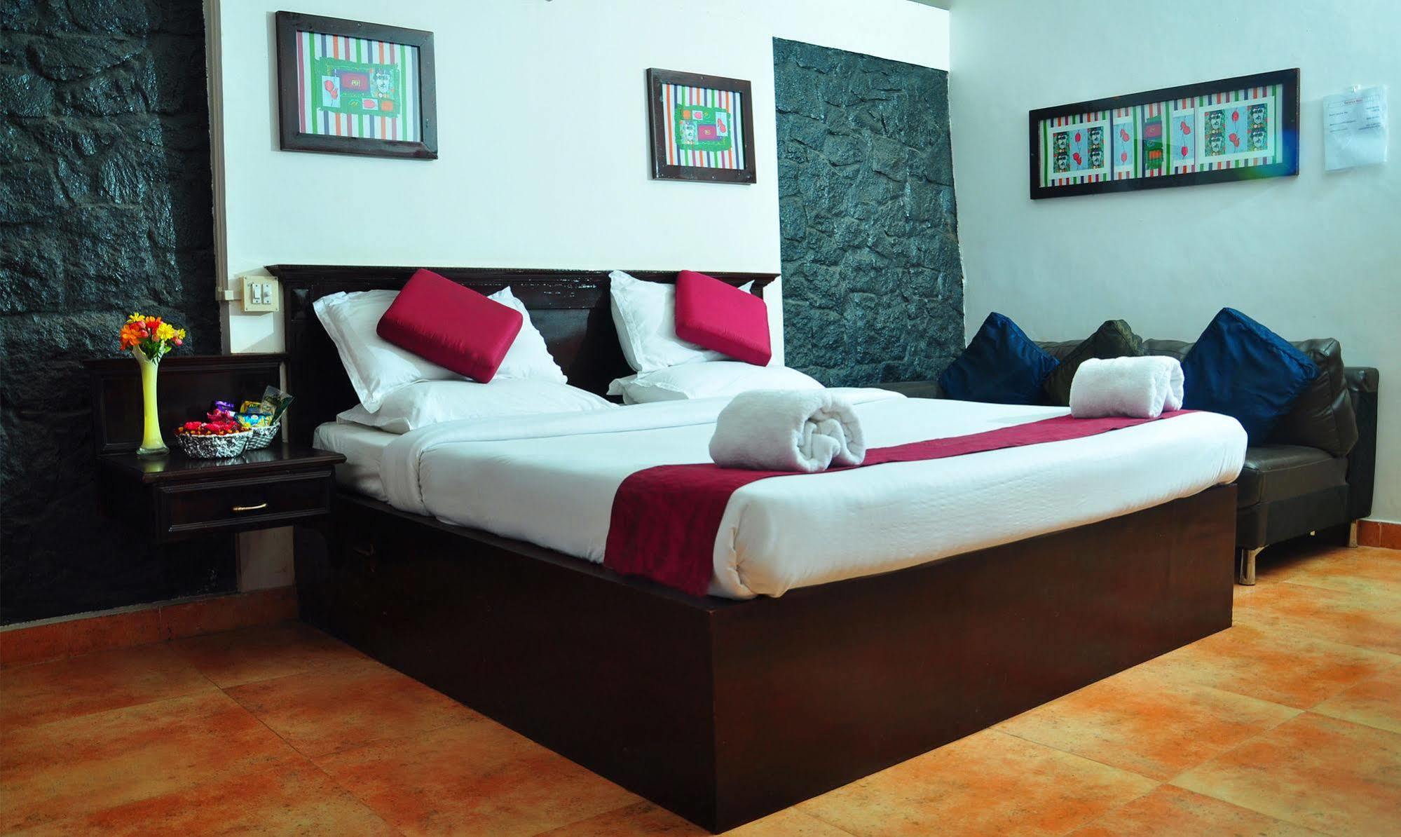 Punarjani Ayurvedic Resorts Ramakkalmedu Exterior foto